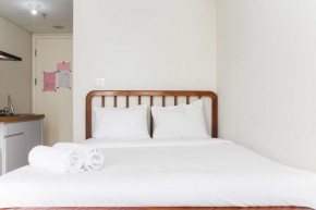 Comfort and Minimalist Studio at Springlake Summarecon Bekasi Apartment By Travelio
